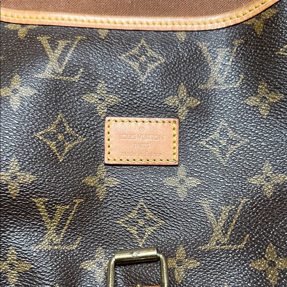 Vintage Louis Vuitton Saumur 30 - Picture 8 of 11